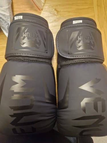 Buyer photo 1 of 1, Matte Black · 10oz