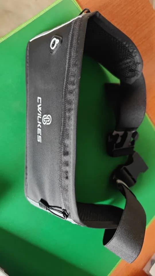 Buyer photo 1 of 1, black