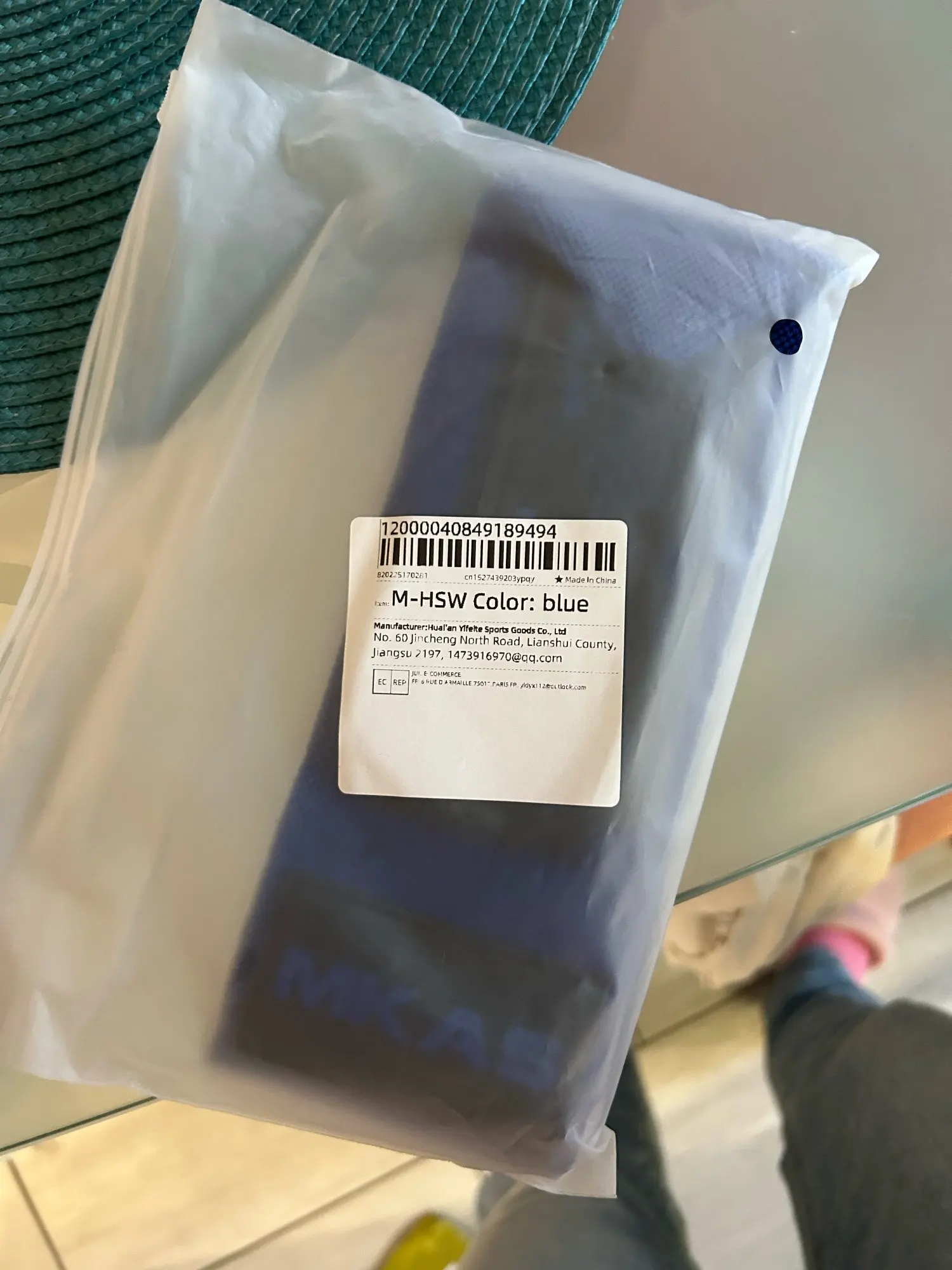 Buyer photo 1 of 2, blue