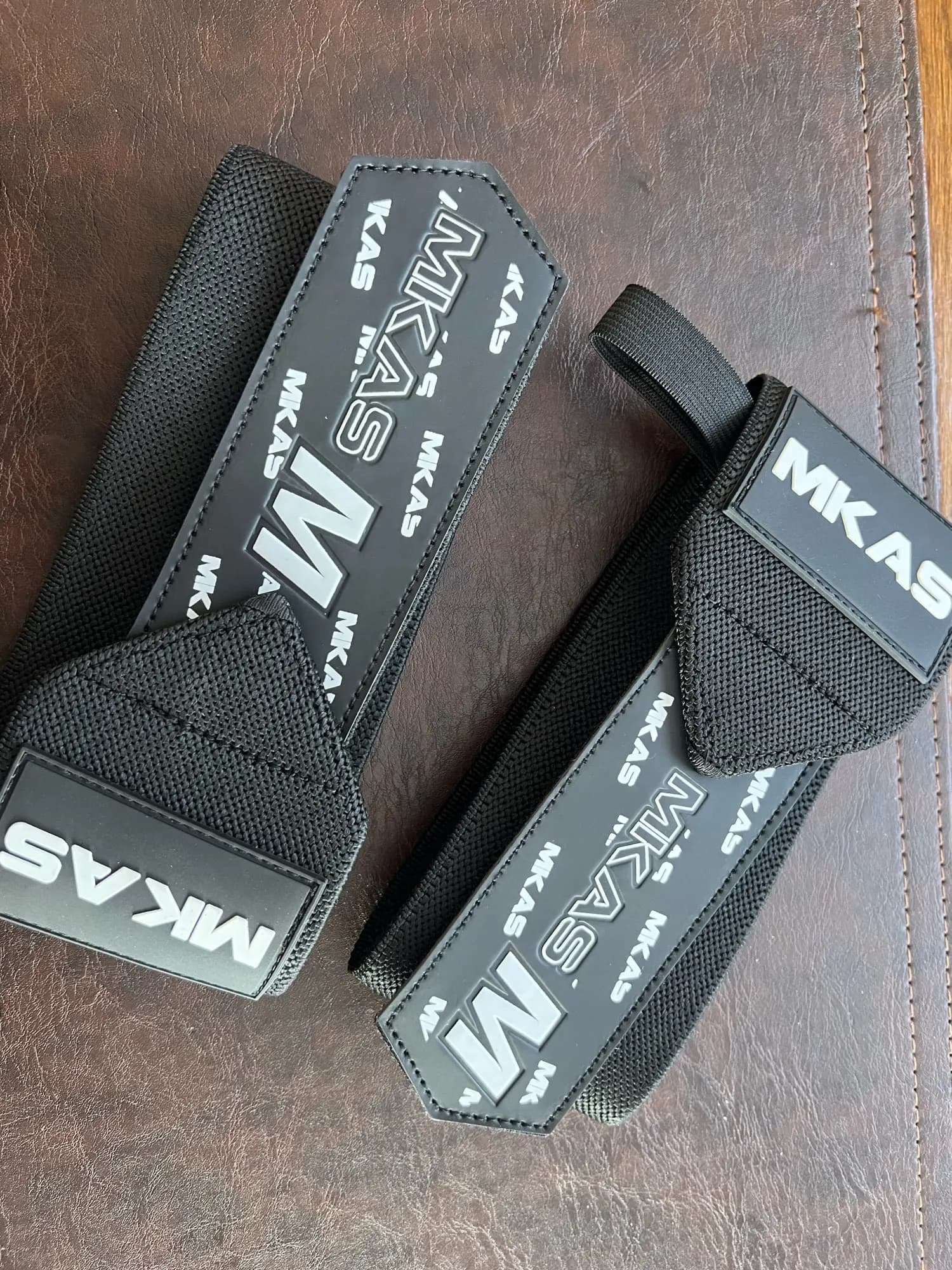Buyer photo 1 of 1, Black