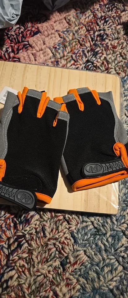Buyer photo 1 of 2, Upgraded Orange · M