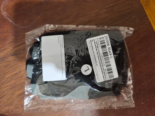 Buyer photo 1 of 1, style 2 Black · L
