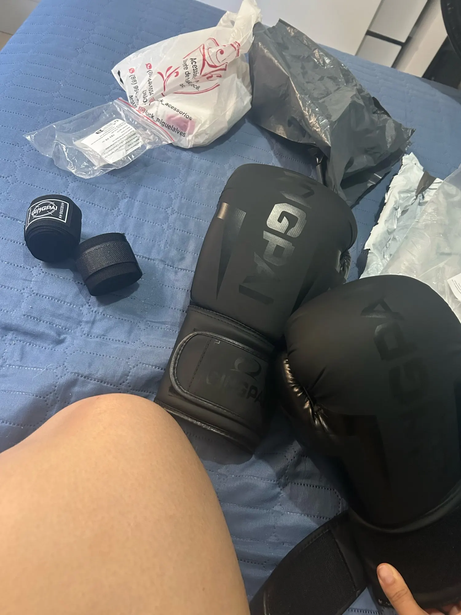 Buyer photo 1 of 2, all black · 12oz